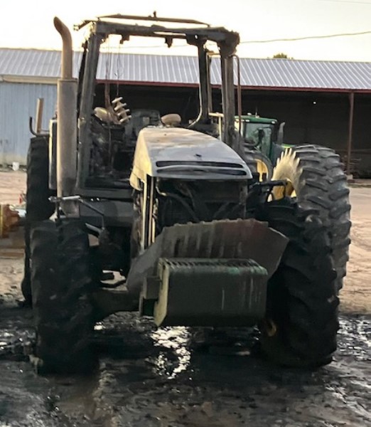 2001 John Deere 8410 Tractor - Image 3