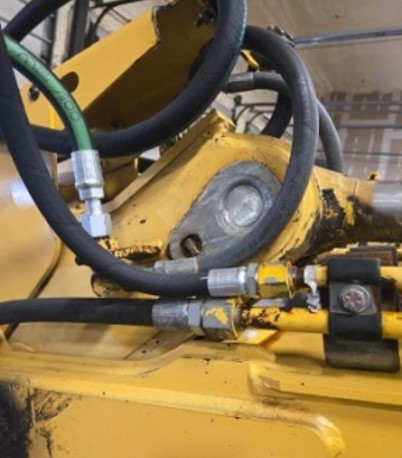 2002 John Deere 410G Backhoe - Image 9