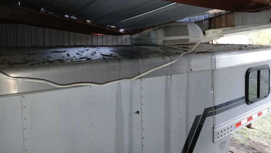 2003 Cherokee 4H Slant Horse Trailer - Image 20