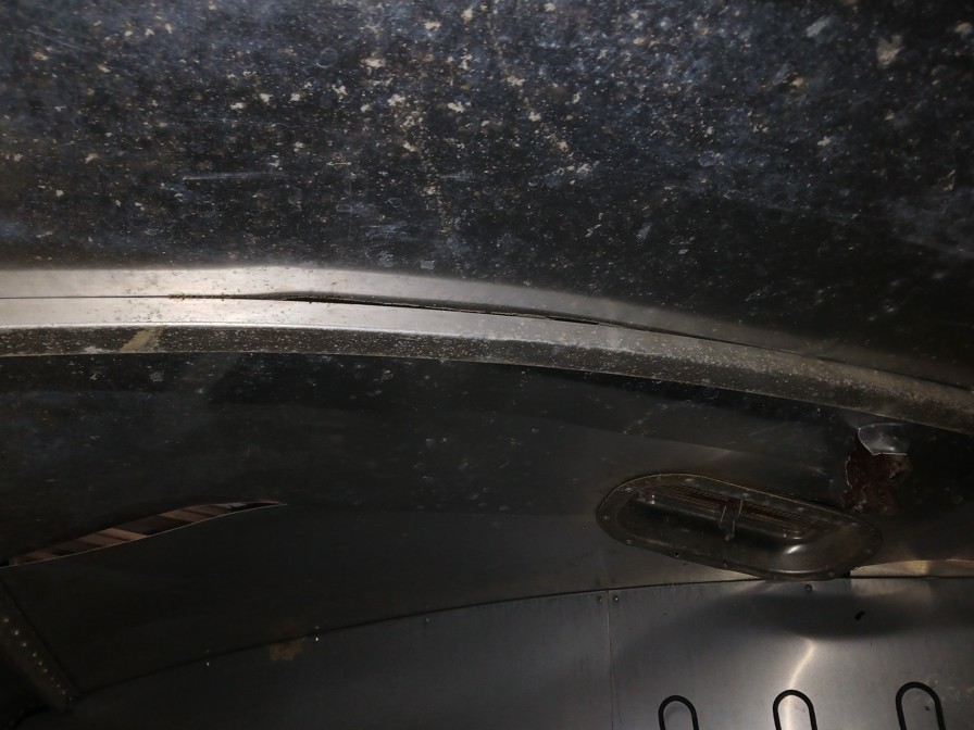 2003 Cherokee 4H Slant Horse Trailer - Image 26