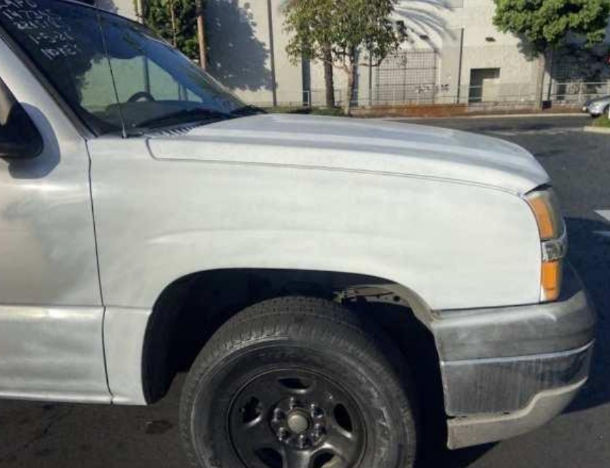 2003 Chevrolet Silverado - Image 15