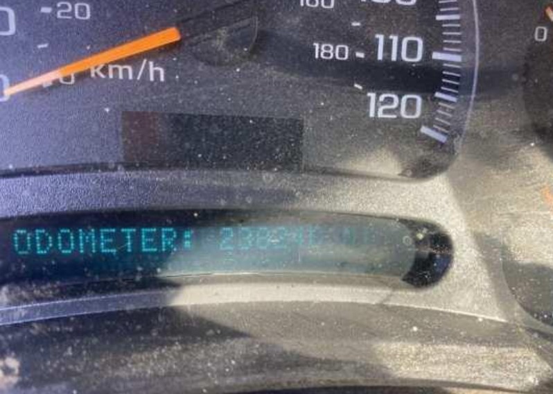 2003 Chevrolet Silverado - Image 5