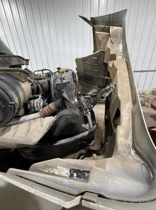 2003 International 4400 - Image 6