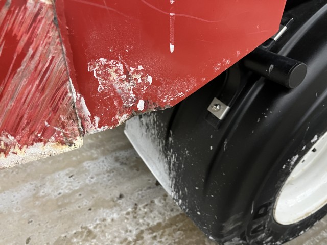 2003 International 7400 Dump Truck - Image 23