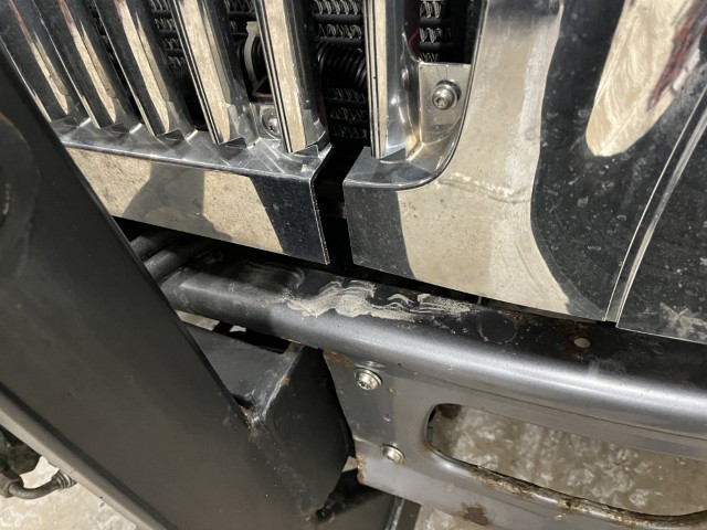 2003 International 7400 Dump Truck - Image 5