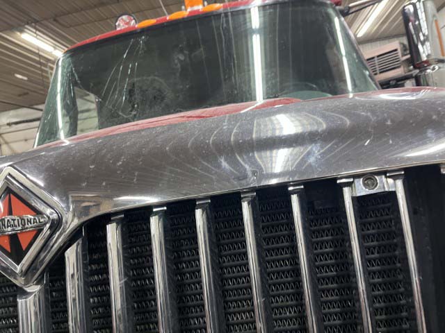 2003 International 7400 Dump Truck - Image 4