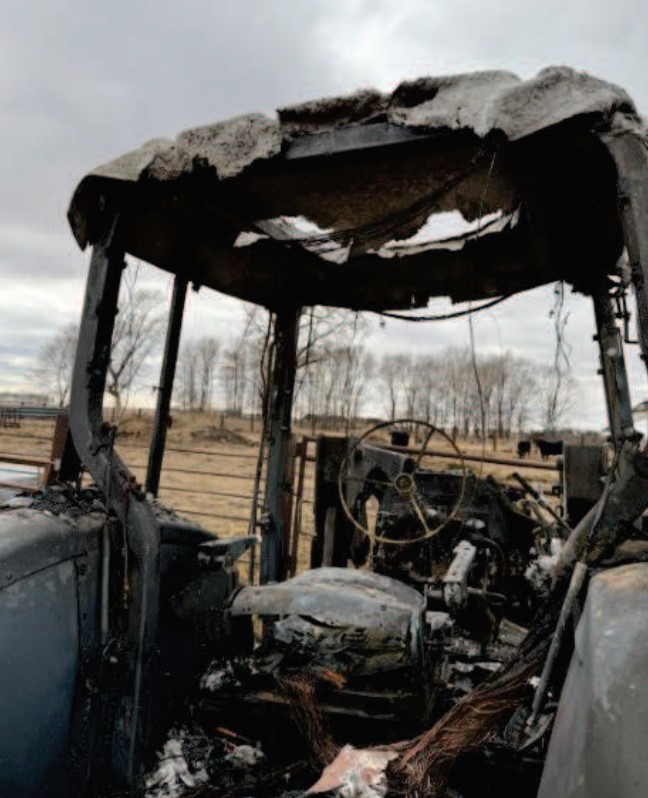 2003 John Deere 7520 Tractor - Image 6