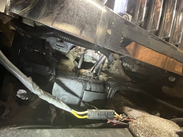 2005 International 4700 Dump Truck - Image 19