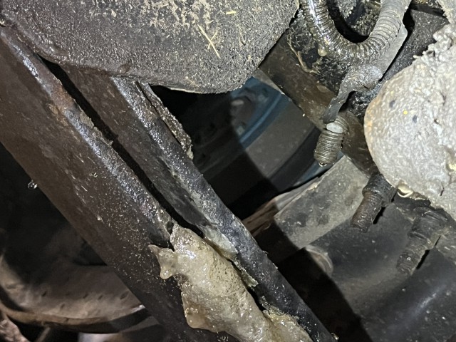 2005 International 4700 Dump Truck - Image 26