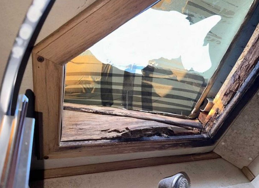 2007 4-STAR 3-Horse Trailer – 33′ Gooseneck With Living Quarter - Image 26