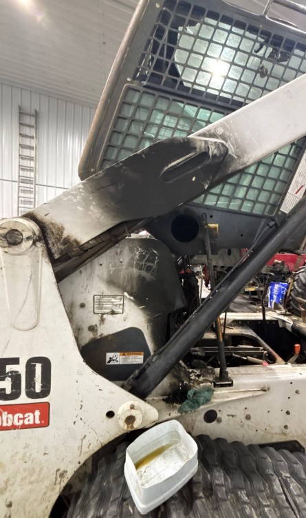 2007 Bobcat T250 Compact Track Loader - Image 16