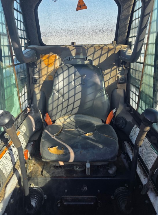 2007 Bobcat T250 Compact Track Loader - Image 8