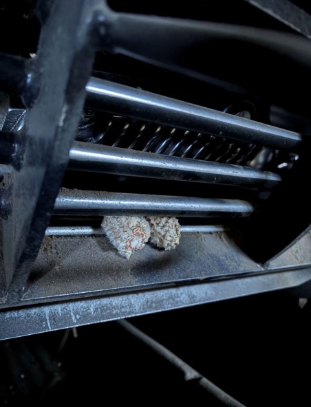 2007 New Holland CR 9060 Combine - Image 25