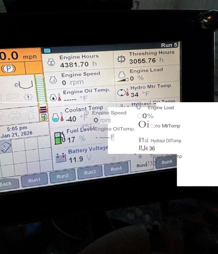 2007 New Holland CR 9060 Combine - Image 26