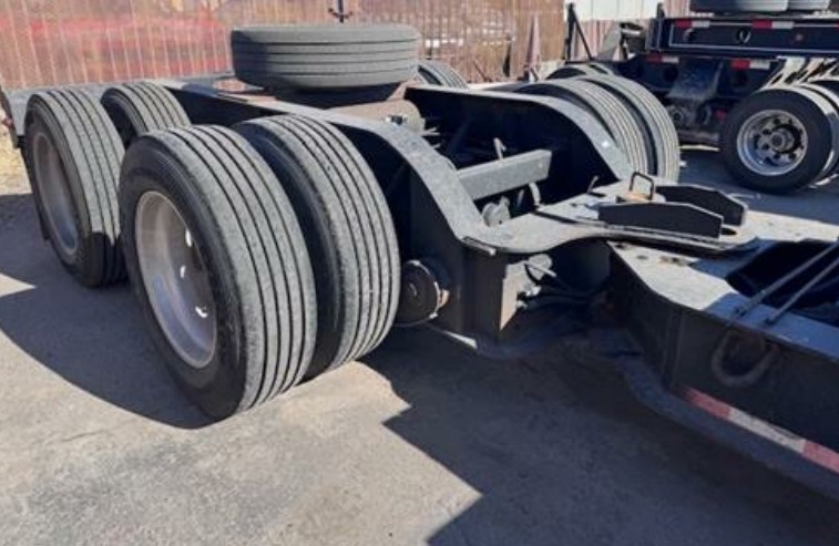 2008 X-L Specialized Booster Trailer - Image 4