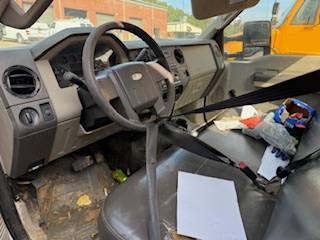 2009 Ford F-350 Utility Body - Image 2