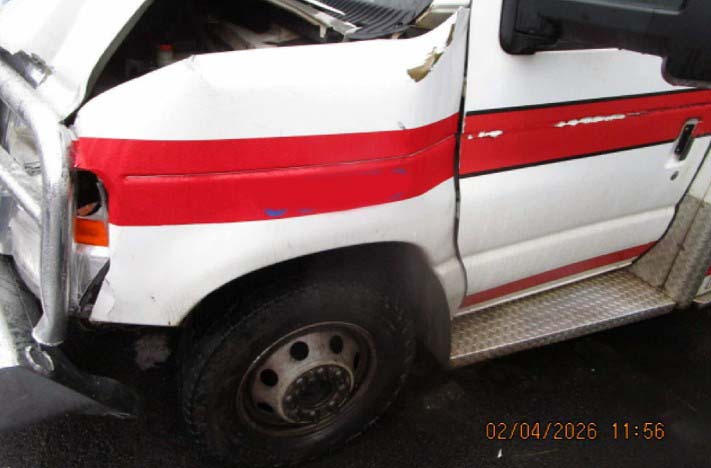 2003 Ford E-350 Cutaway 138 Ambulance - Image 20