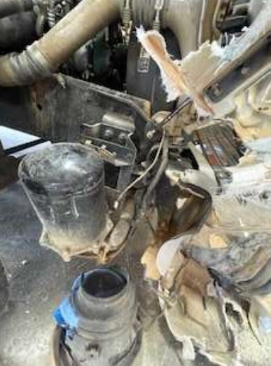 2010 Freightliner M2 Truck - Image 10