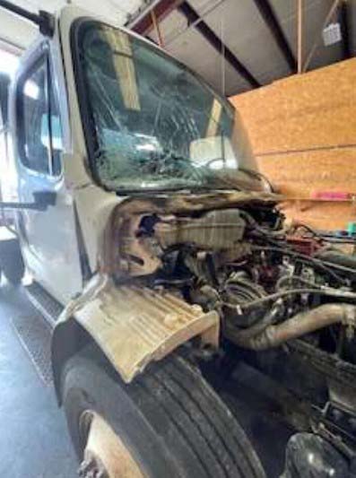 2010 Freightliner M2 Truck - Image 3