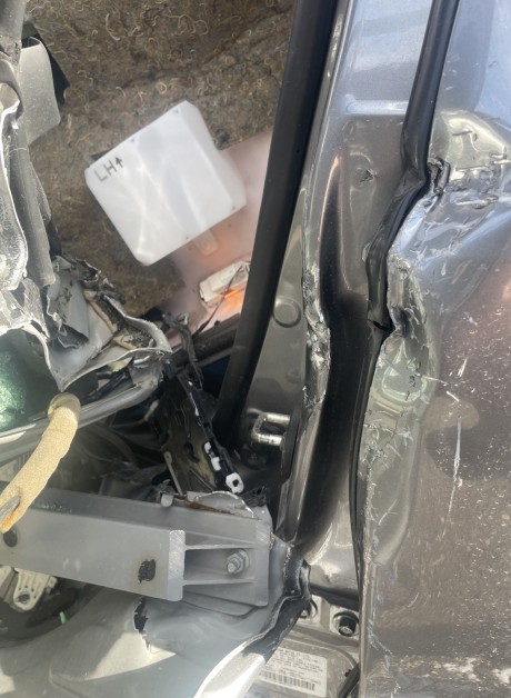 2010 Infiniti G37 - Image 3