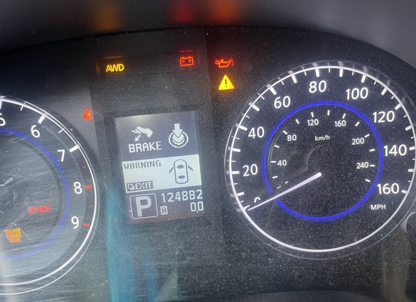 2010 Infiniti G37 - Image 8