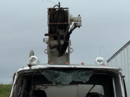 2011 Kenworth M2 with National Crane 800D - Image 12