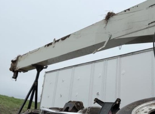 2011 Kenworth M2 with National Crane 800D - Image 13