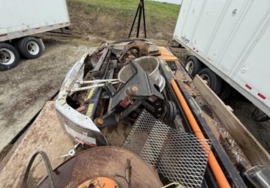 2011 Kenworth M2 with National Crane 800D - Image 21