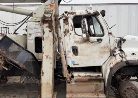 2011 Kenworth M2 with National Crane 800D - Image 8