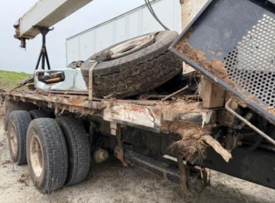 2011 Kenworth M2 with National Crane 800D - Image 9