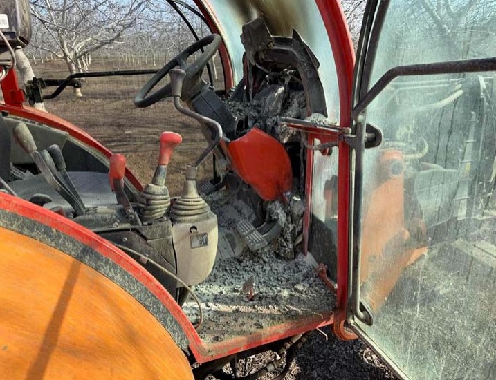 2011 Kubota M9540 Tractor - Image 6