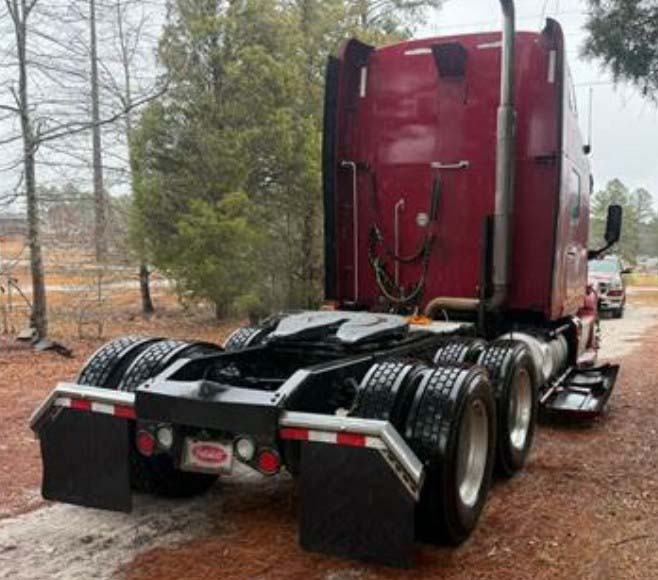 2011 Peterbilt 387 - Image 4