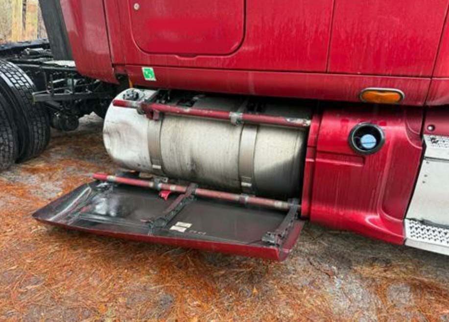 2011 Peterbilt 387 - Image 7