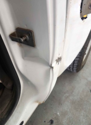 2012 Chevrolet Silverado - Image 16