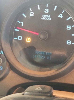 2012 Chevrolet Silverado - Image 5