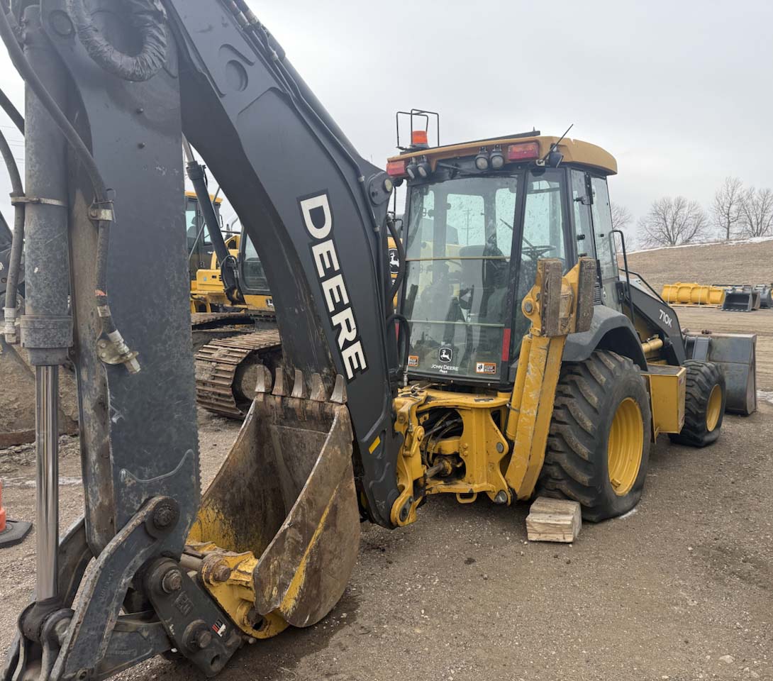 2012 John Deere 710K Backhoe - Image 4