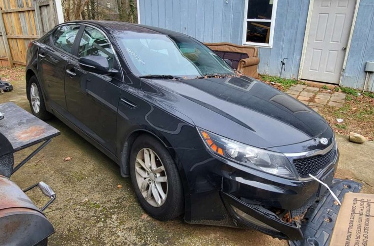 2012 Kia Optima - Image 2
