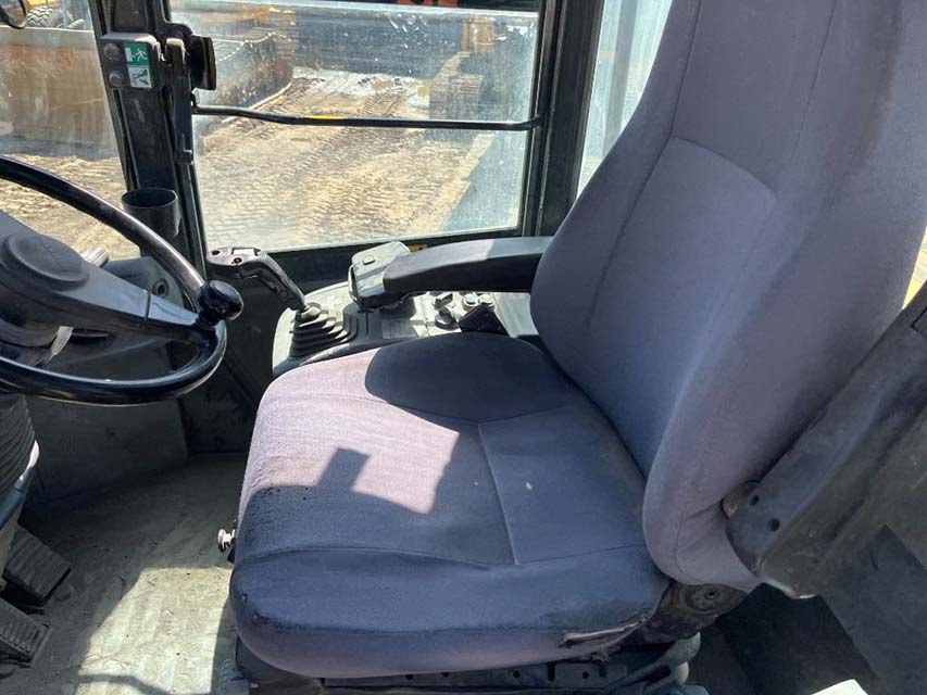 2012 Komatsu WA320-6 Wheel Loader - Image 9