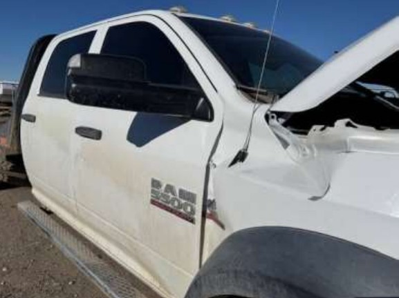 2015 Ram 5500 Flatbed - Image 18