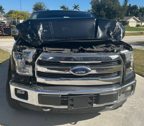 2015 Ford F-150 Lariat Super Crew - Image 2