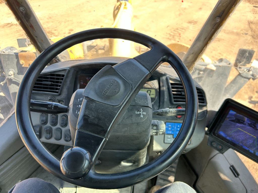 2015 Komatsu WA320-7 Wheel Loader - Image 10