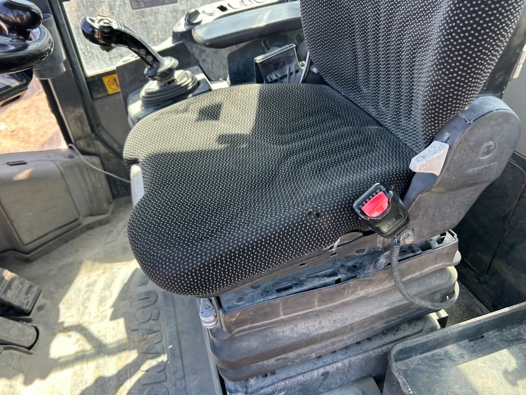 2015 Komatsu WA320-7 Wheel Loader - Image 11