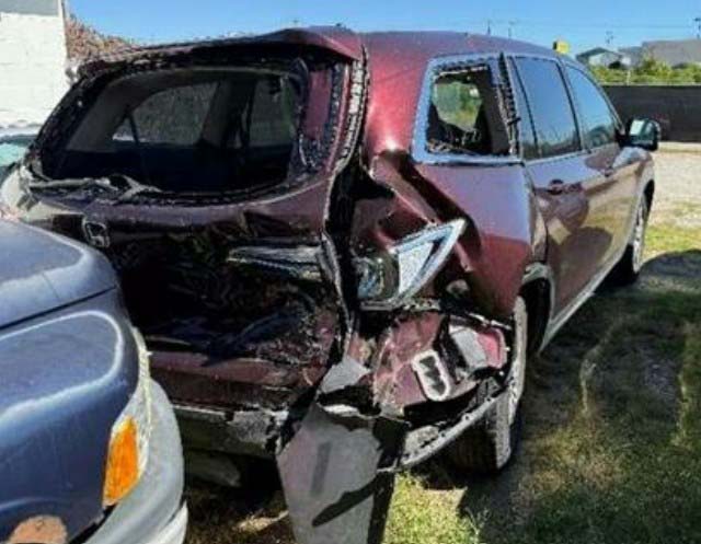 2016 Honda Pilot EX-L - Image 2