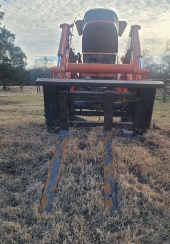 2016 Kubota M5660SUD Tractor - Image 3