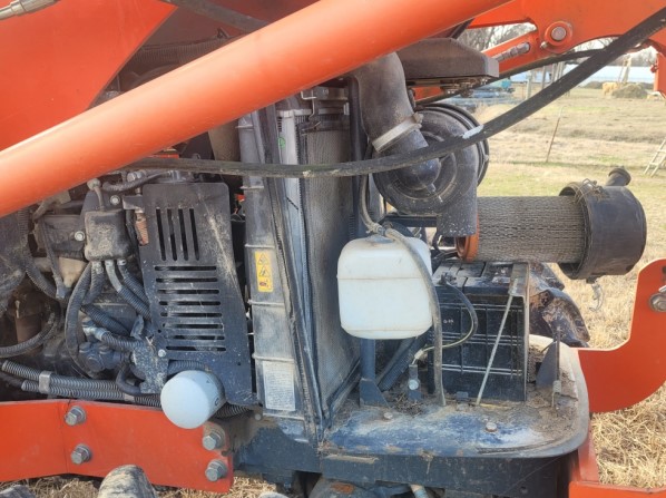 2016 Kubota M5660SUD Tractor - Image 9
