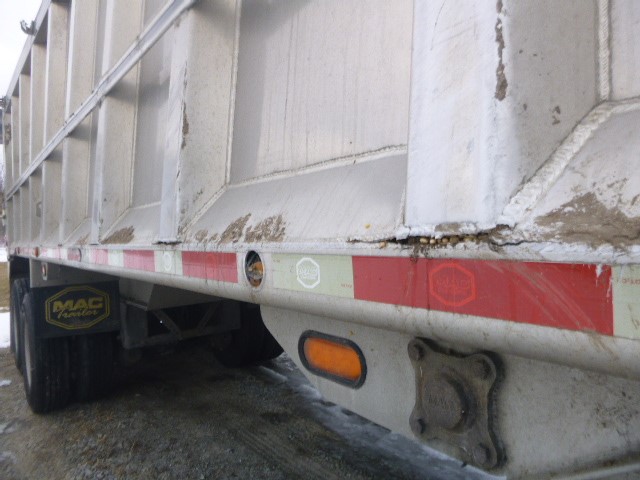 2016 Mac Dump Trailer - Image 17