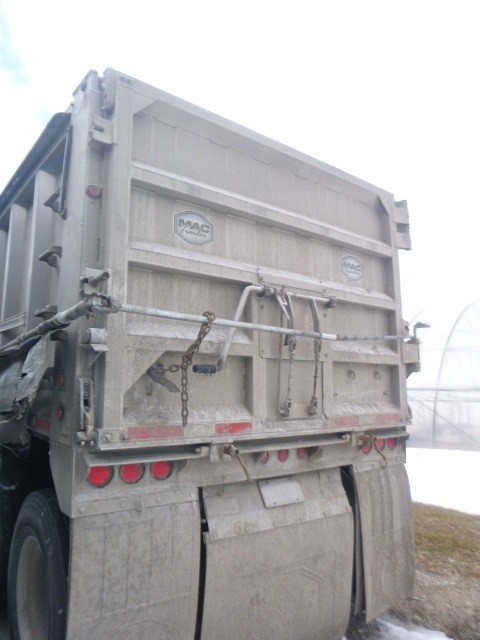 2016 Mac Dump Trailer - Image 6