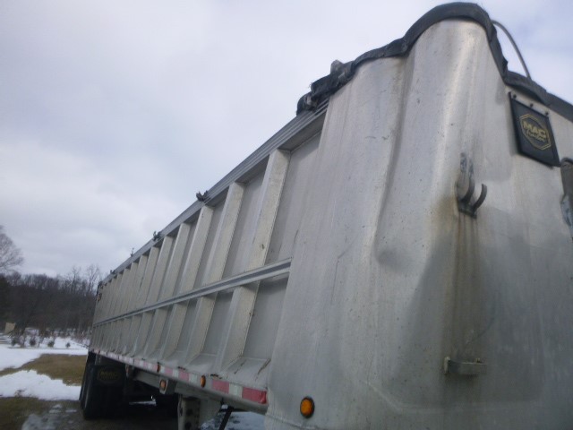 2016 Mac Dump Trailer - Image 8
