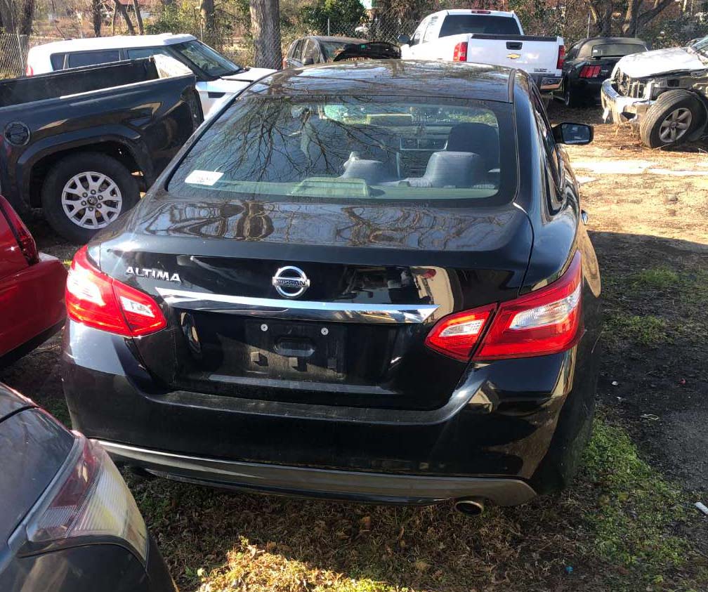 2016 Nissan Altima - Image 4