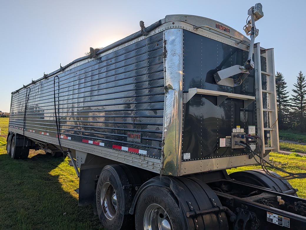 2016 Timpte Trailer - Image 4